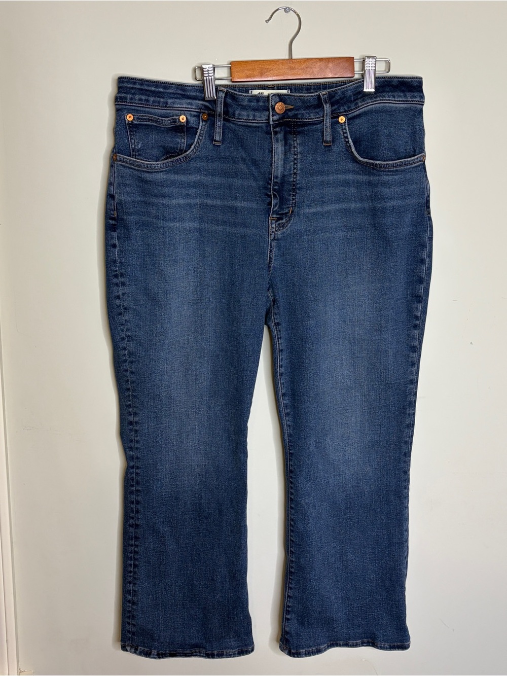 Madewell Curvy Kick Out Cropped Jeans Size 32